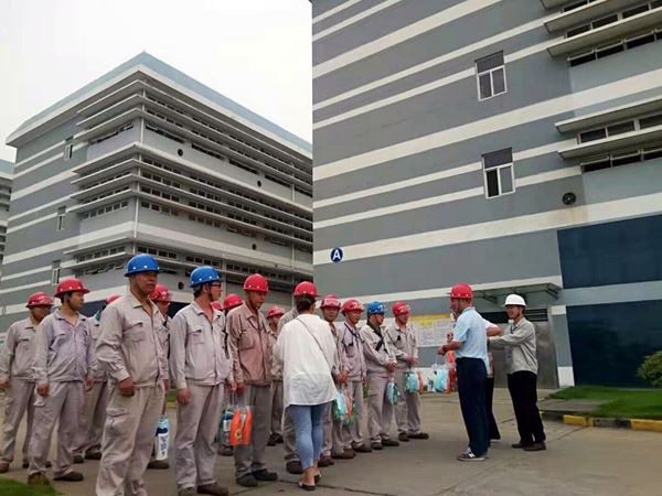 园区总工会送清凉，多宝(中国)一站式服务官网接棒暖人心